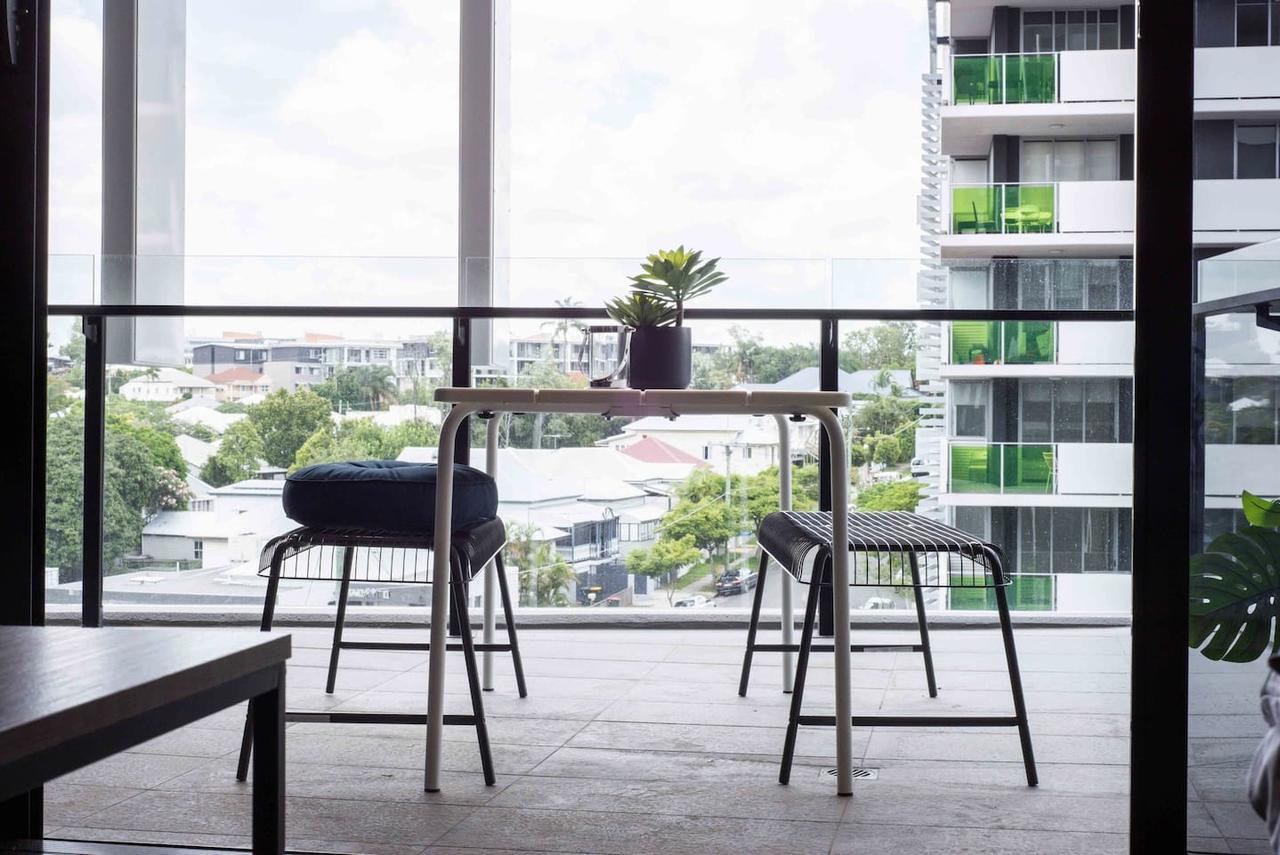 Modern Apartment With Balcony & Parking Μπρίσμπεϊν Εξωτερικό φωτογραφία